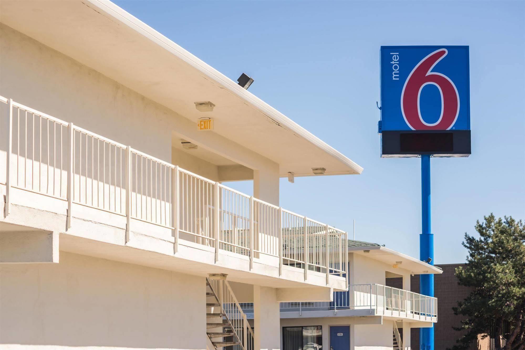 Motel 6-Reno, Nv - West Exterior foto